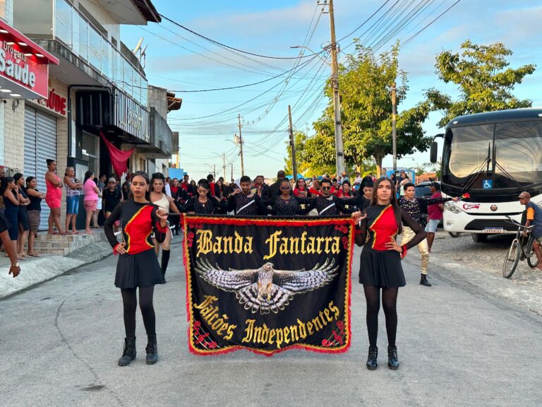O civismo, o respeito e o amor pela nossa terra passaram pelas ruas de Várzea — foto 20